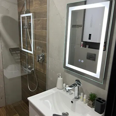 Park V&v Lux Apartmán